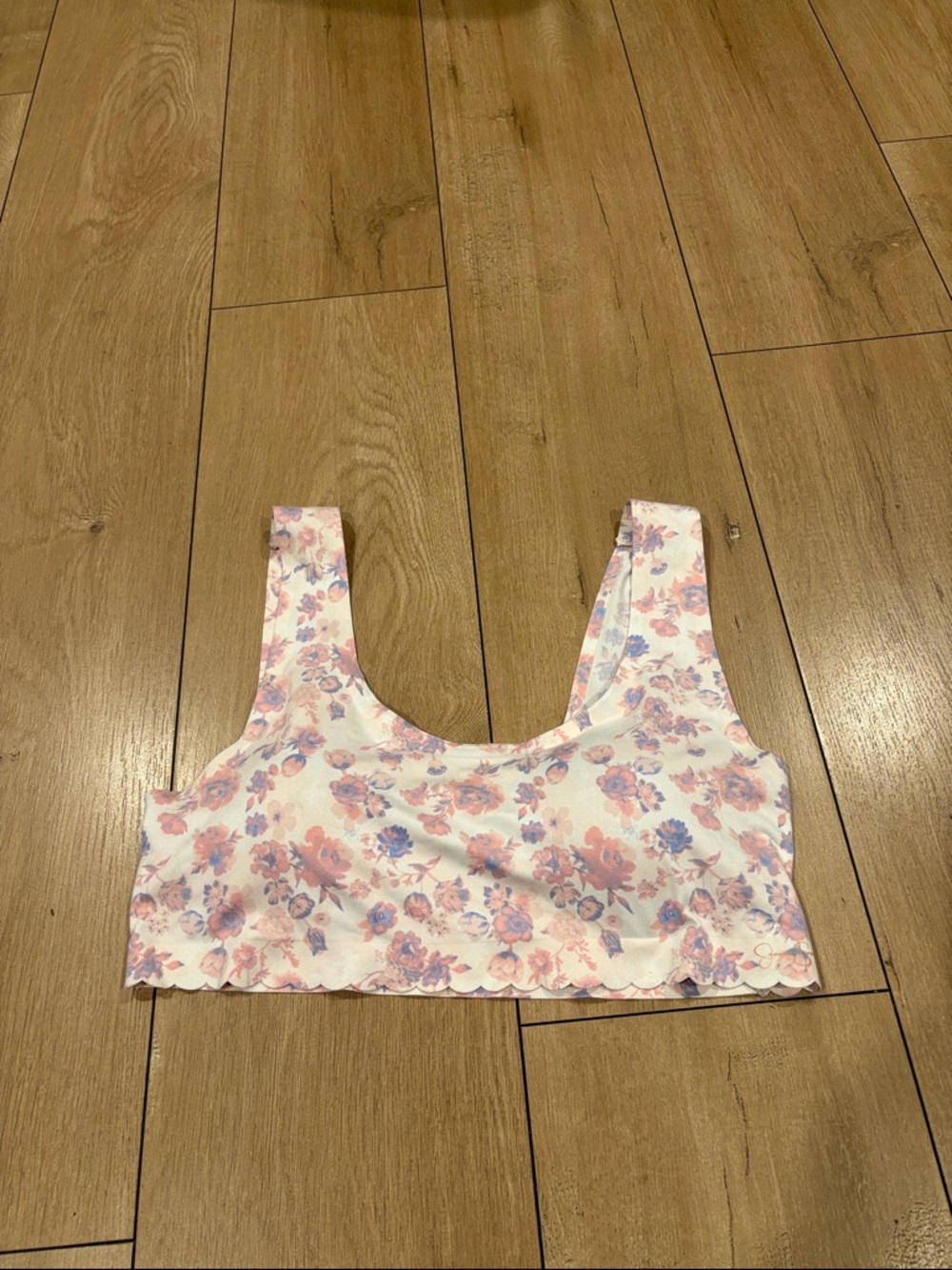 Jessica Simpson bra Size XL